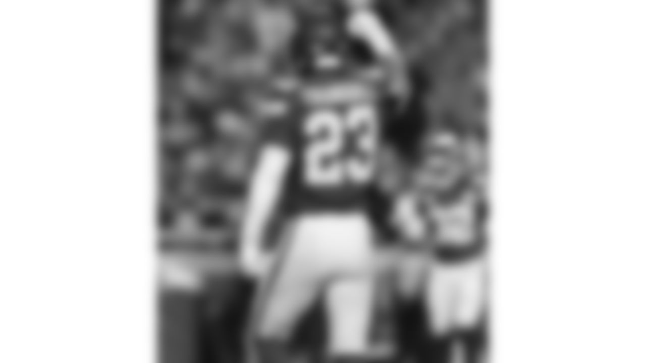 Kansas City Chiefs middle linebacker Drue Tranquill (23) celebrates during an NFL week 17 matchup against the Denver Broncos, Thursday, December 25, 2025.