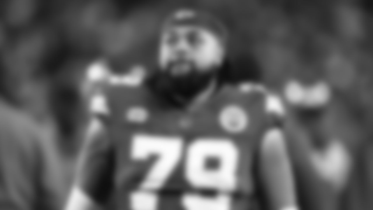 Kansas City Chiefs defensive tackle Zach Picken (79) looks on during an NFL week 14 matchup against the Houston Texans, Sunday December 7, 2025.