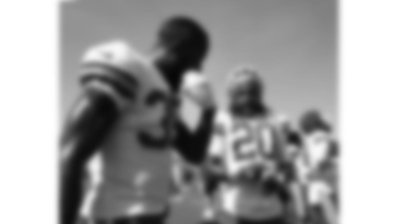 Kansas City Chiefs defensive back Nohl Williams (20) speaks with cornerback Jaylen Watson (35) during day 6 of training camp practice on Monday, July 28, 2025.