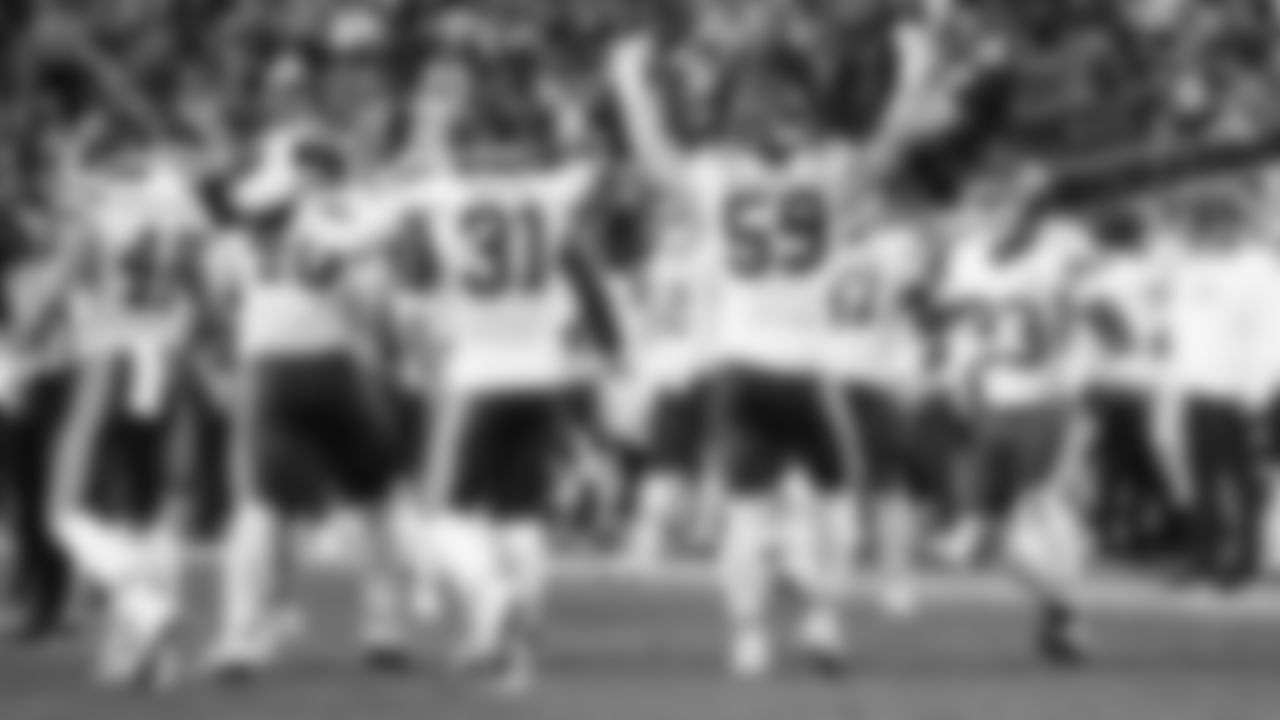 Kansas City Chiefs linebacker Cooper McDonald (59) celebrates during a week 18 NFL football game against the Las Vegas Raiders, Sunday, January 4, 2026 in Las Vegas, NV.