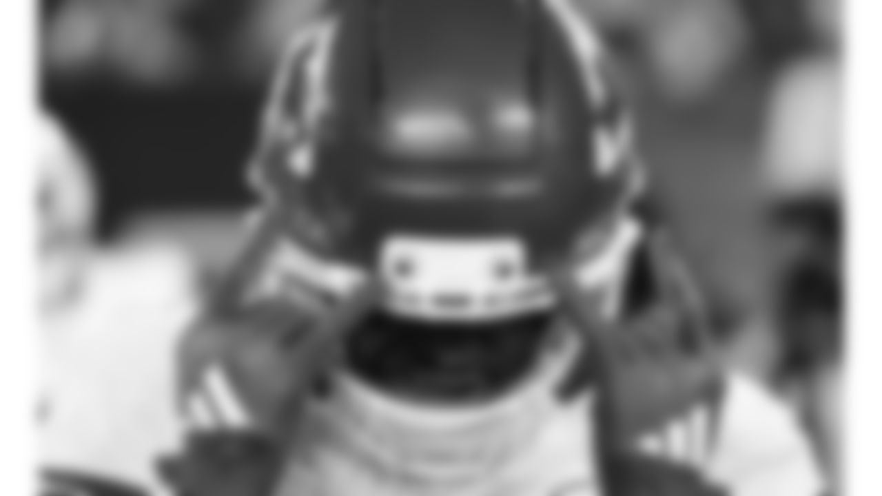 Kansas City Chiefs wide receiver JuJu Smith-Schuster (9) poses prior to the week 3 NFL football game against the New York Giants, Sunday, September 21, 2025 in East Rutherford, NJ.