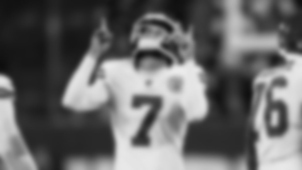 Kansas City Chiefs kicker Harrison Butker (7) gestures after making a field goal during the week 3 NFL football game against the New York Giants, Sunday, September 21, 2025 in East Rutherford, NJ.