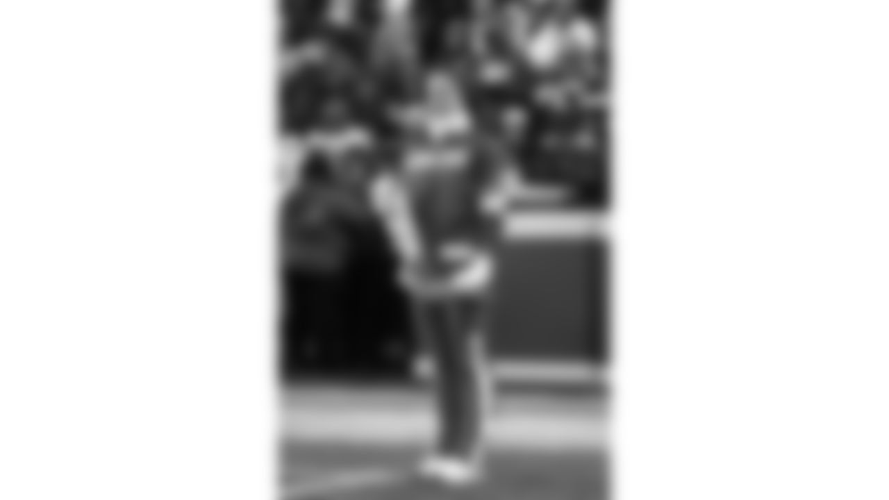 The Kansas City Chiefs Cheerleaders announce Sadie as their 2026 Pro Bowl Cheerleader on the field during a week 15 NFL Football game against the Los Angeles Chargers on Sunday, December 14, 2025 in Kansas City, MO.