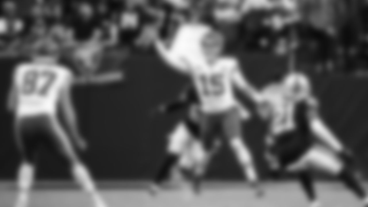 Kansas City Chiefs quarterback Patrick Mahomes (15) during the week 12 NFL football game against the Las Vegas Raiders, November 26, 2023 in Las Vegas.
