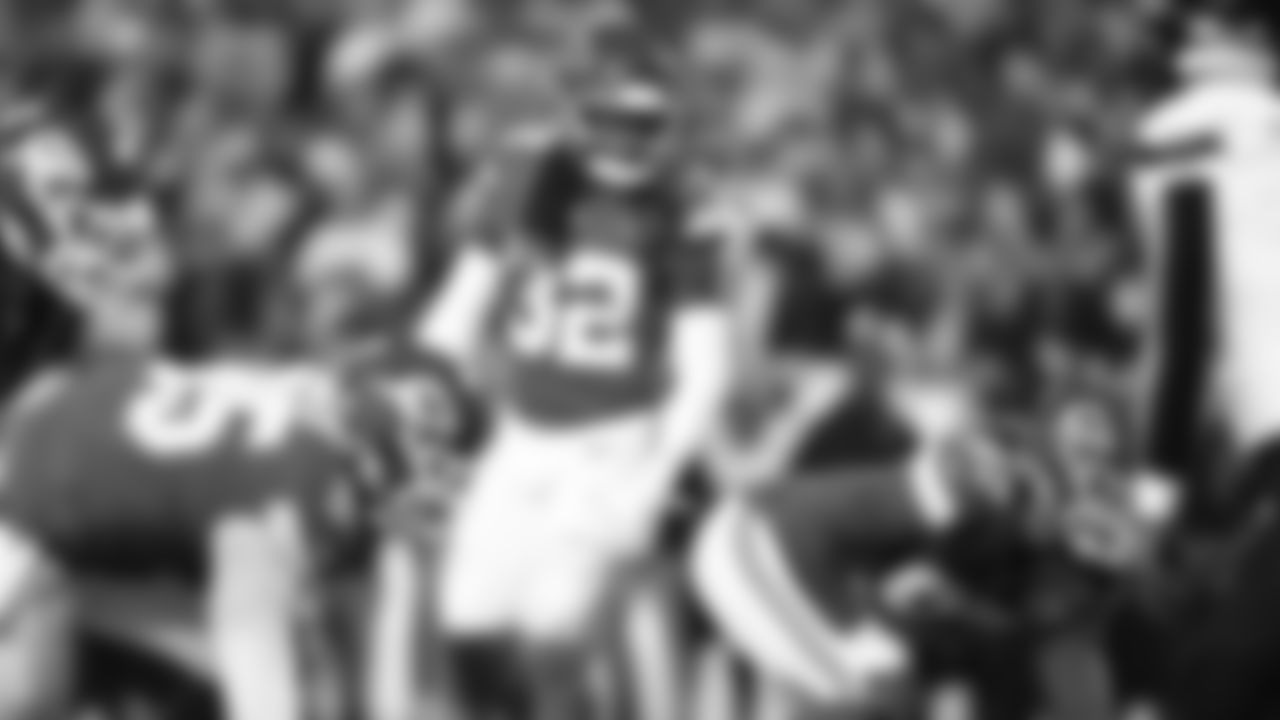 Kansas City Chiefs linebacker Nick Bolton (32) in position during an NFL week 14 matchup against the Houston Texans, Sunday December 7, 2025.