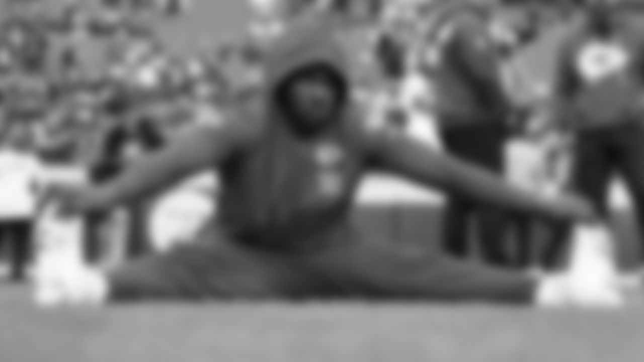 Kansas City Chiefs linebacker Nick Bolton (32) stretches prior to a week 12 NFL Football game against the Indianapolis Colts on Sunday, November 23, 2025 in Kansas City, MO