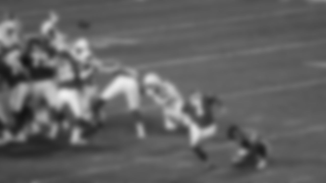 Kansas City Chiefs kicker Harrison Butker (7) kicks a field goal during an NFL week 17 matchup against the Denver Broncos, Thursday, December 25, 2025.