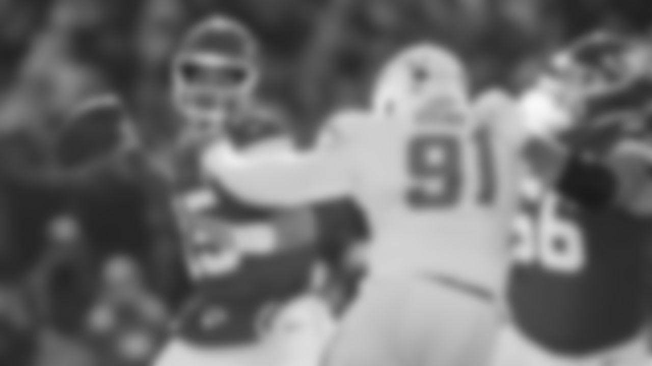 Kansas City Chiefs quarterback Patrick Mahomes (15) looks to pass the ball during an NFL week 15 matchup against the Los Angeles Chargers, Sunday December 14, 2025.