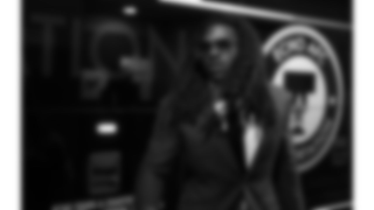 Kansas City Chiefs linebacker Nick Bolton (32) arrives prior to a week 13 NFL football game against the Dallas Cowboys on Thursday, November 27, 2025 in Arlington, TX.