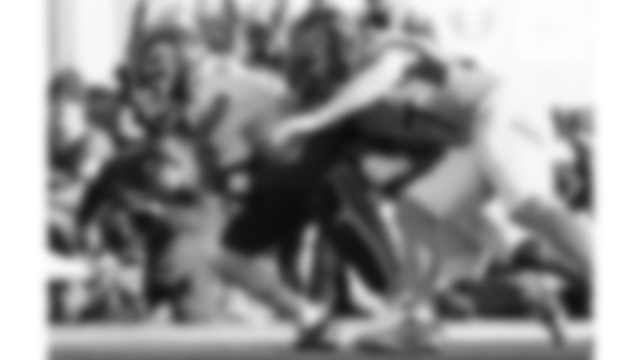 Kansas City Chiefs wide receiver Xavier Worthy (1) runs with the ball during a week 16 NFL Football game against the Tennessee Titans on Sunday, December 21, 2025 in Nashville, Tennessee.