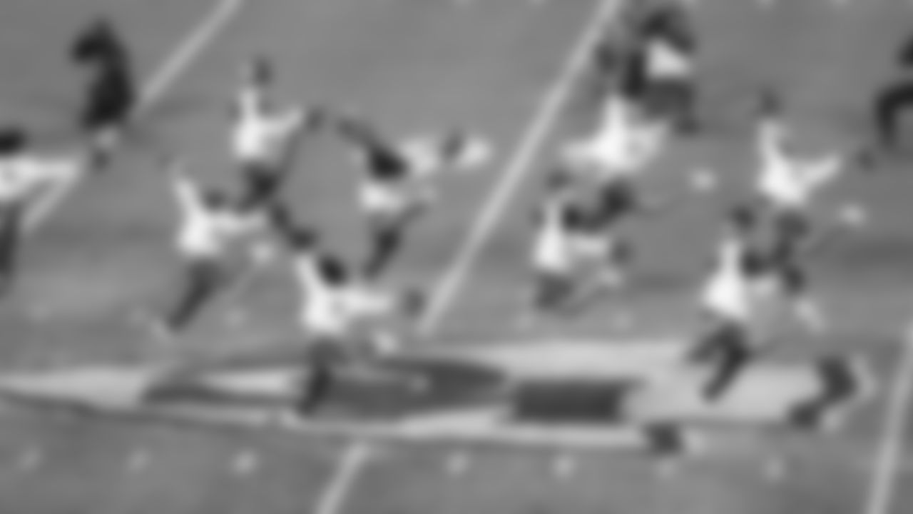 Kansas City Chiefs Cheerleaders perform on the field prior to a week 14 NFL Football game against the Houston Texans on Sunday, December 7, 2025 in Kansas City, MO.