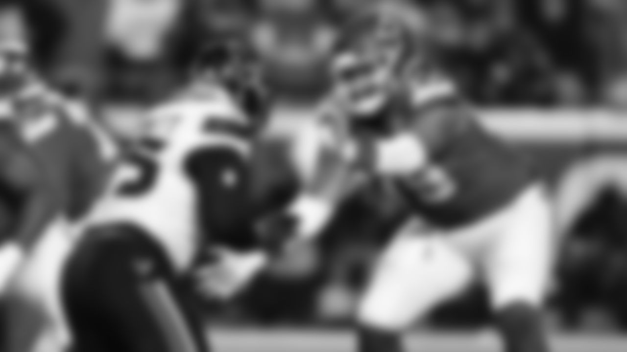 Kansas City Chiefs defensive tackle Zach Picken (79) in position during an NFL week 14 matchup against the Houston Texans, Sunday December 7, 2025.