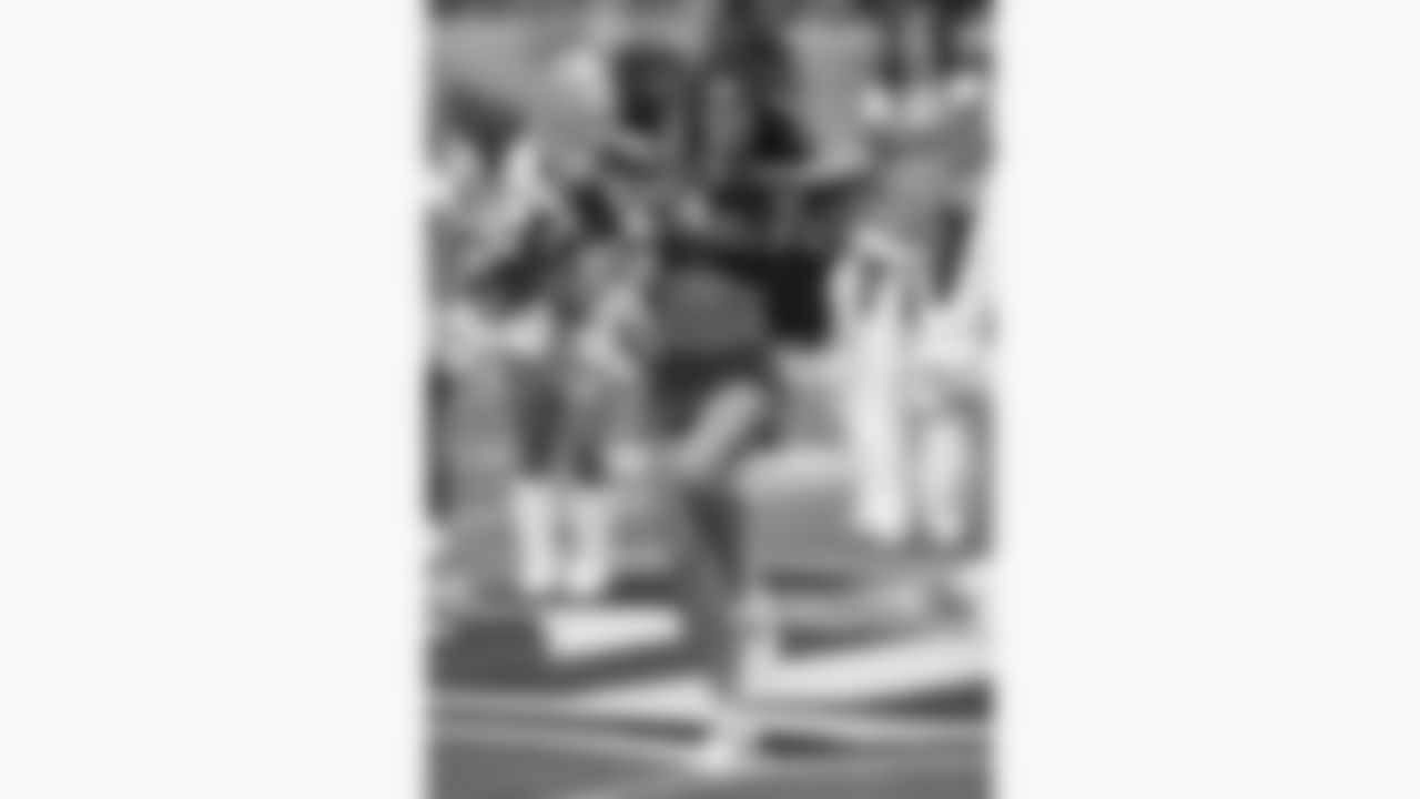 Kansas City Chiefs Cheerleader Sadie before the 2026 NFL Pro Bowl in San Francisco, California on Tuesday, February 3, 2026.