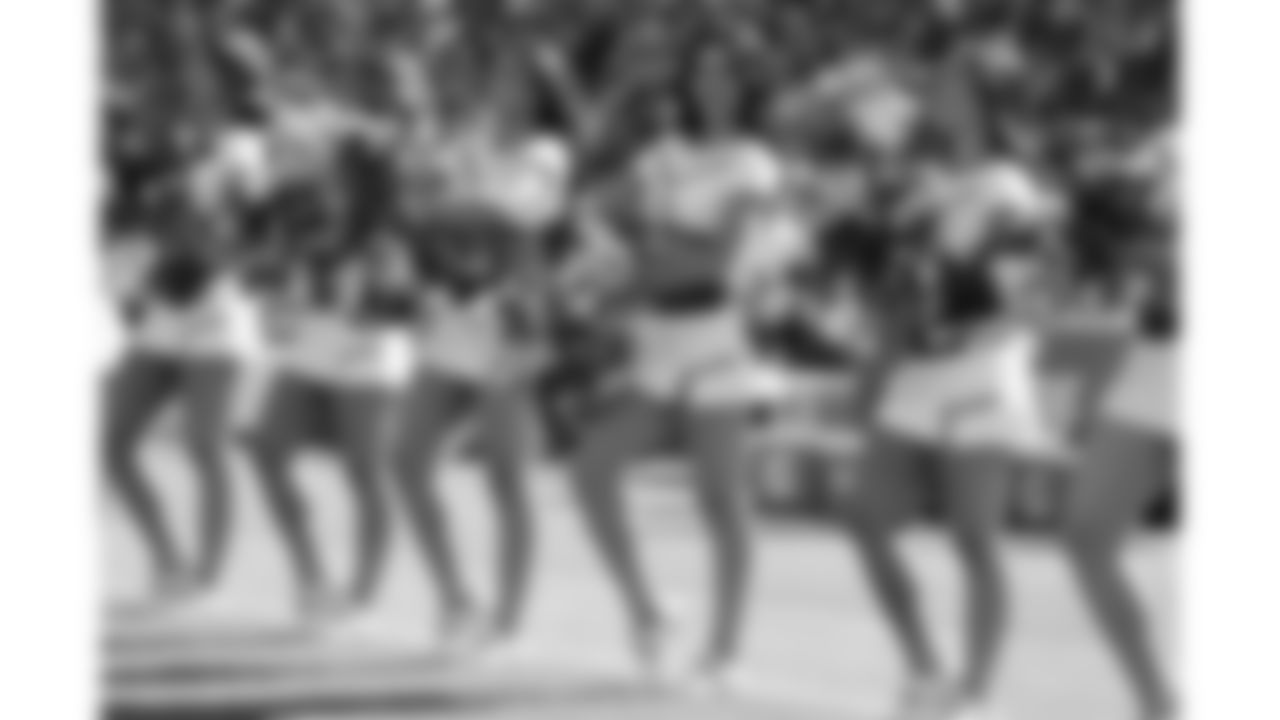 Kansas City Chiefs Cheerleaders before the week 4 NFL football game against the Baltimore Ravens, Sunday, September 28, 2025 in Kansas City, MO.