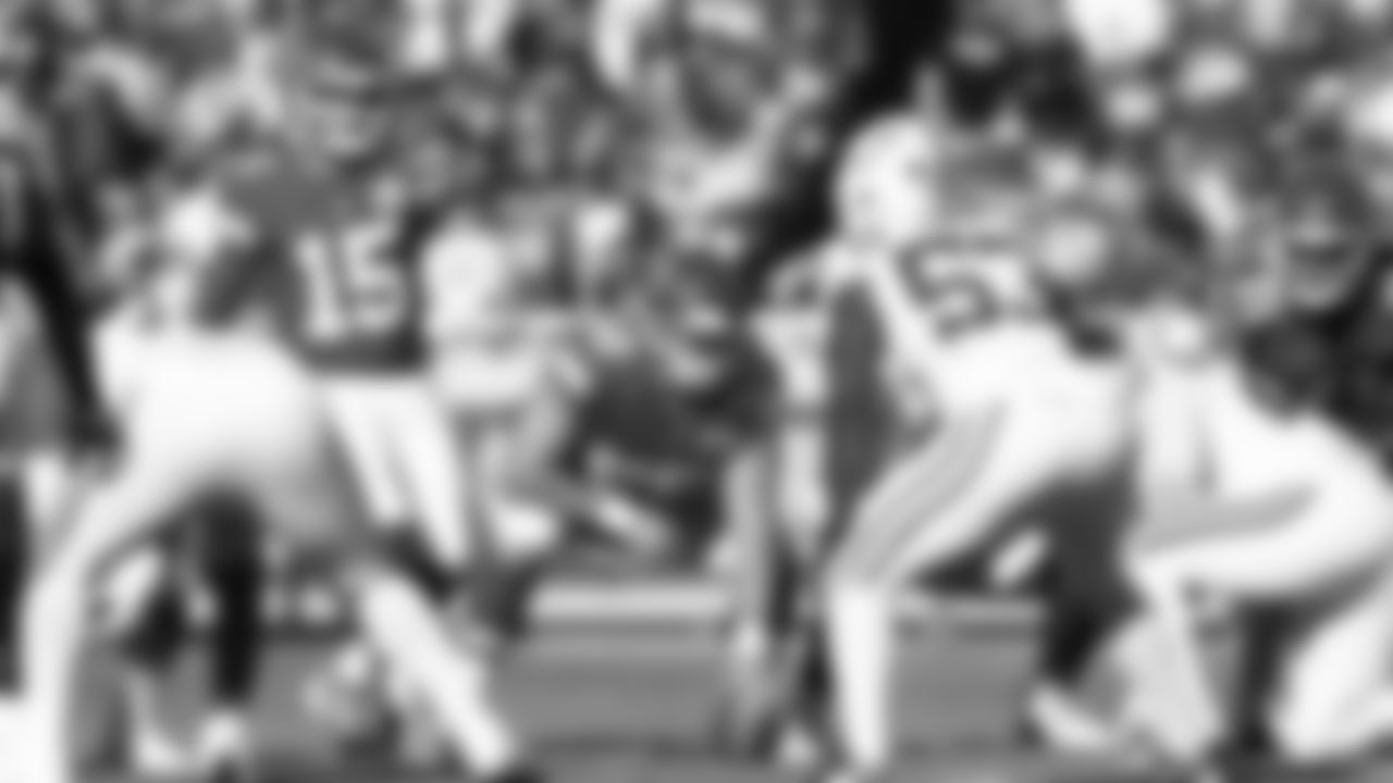 Kansas City Chiefs quarterback Patrick Mahomes (15) signals a motion during a week 12 NFL Football game against the Indianapolis Colts on Sunday, November 23, 2025 in Kansas City, MO