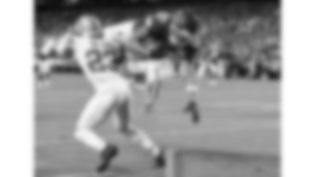 Kansas City Chiefs tight end Travis Kelce (87) gets tackled by Detroit Lions cornerback Rock Ya-Sin (23) while running the ball during the week 6 NFL football game, Sunday, October 12, 2025 in Kansas City, MO.