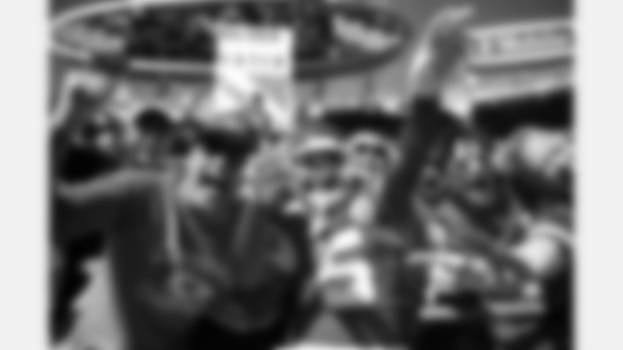 Kansas City Chiefs wide receiver Hollywood Brown (5) jumps into the stands to celebrate his touchdown with the fans during a week 7 NFL football game against the Las Vegas Raiders, Sunday, October 19, 2025 in Kansas City, MO.