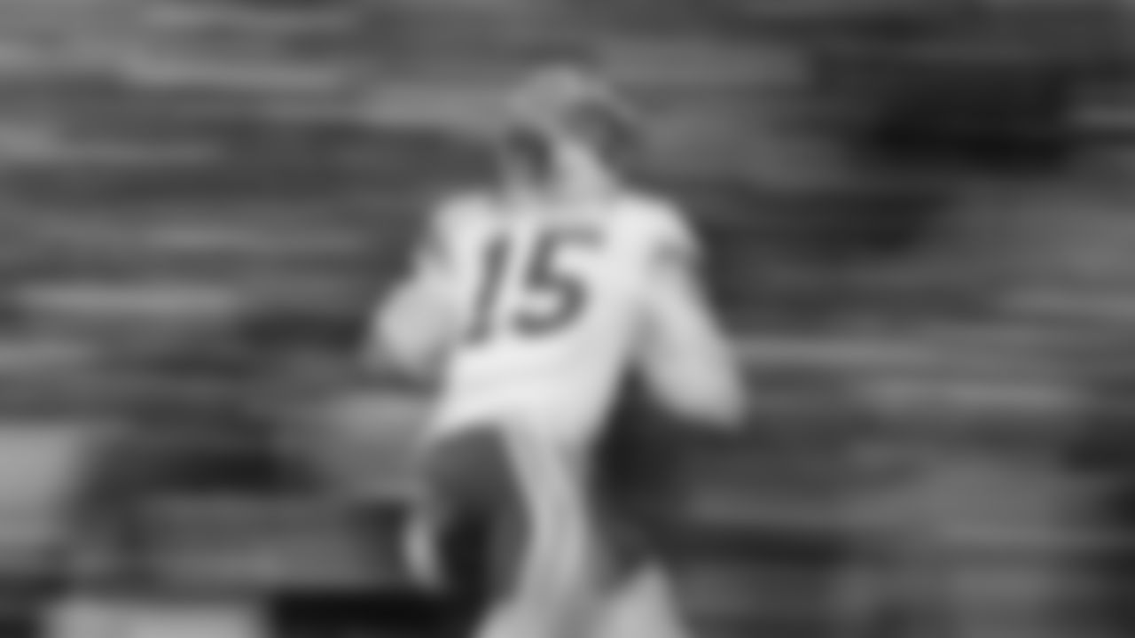 Kansas City Chiefs quarterback Patrick Mahomes (15) runs with the ball during a week 11 NFL Football game against the Denver Broncos on Sunday, November 16, 2025 in Denver, Colorado.