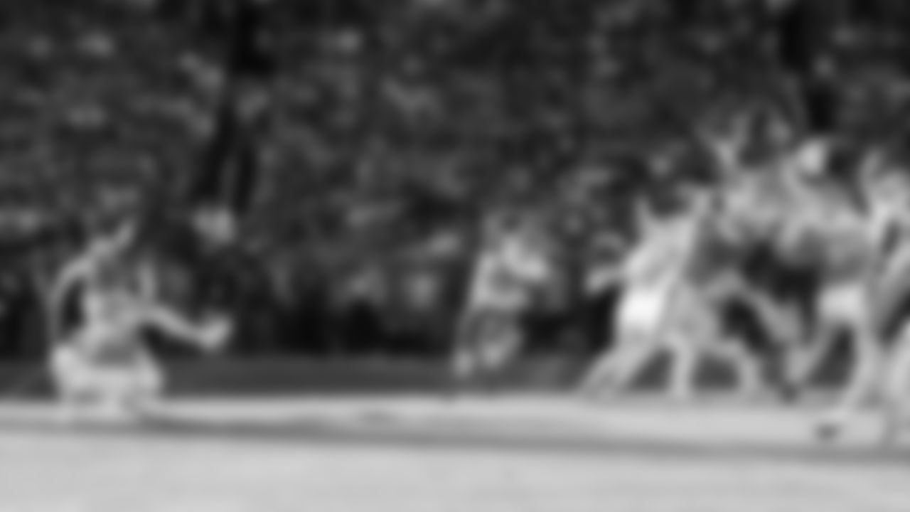 Kansas City Chiefs middle linebacker Drue Tranquill (23) attempts to block a field goal during a week 11 NFL Football game against the Denver Broncos on Sunday, November 16, 2025 in Denver, Colorado.