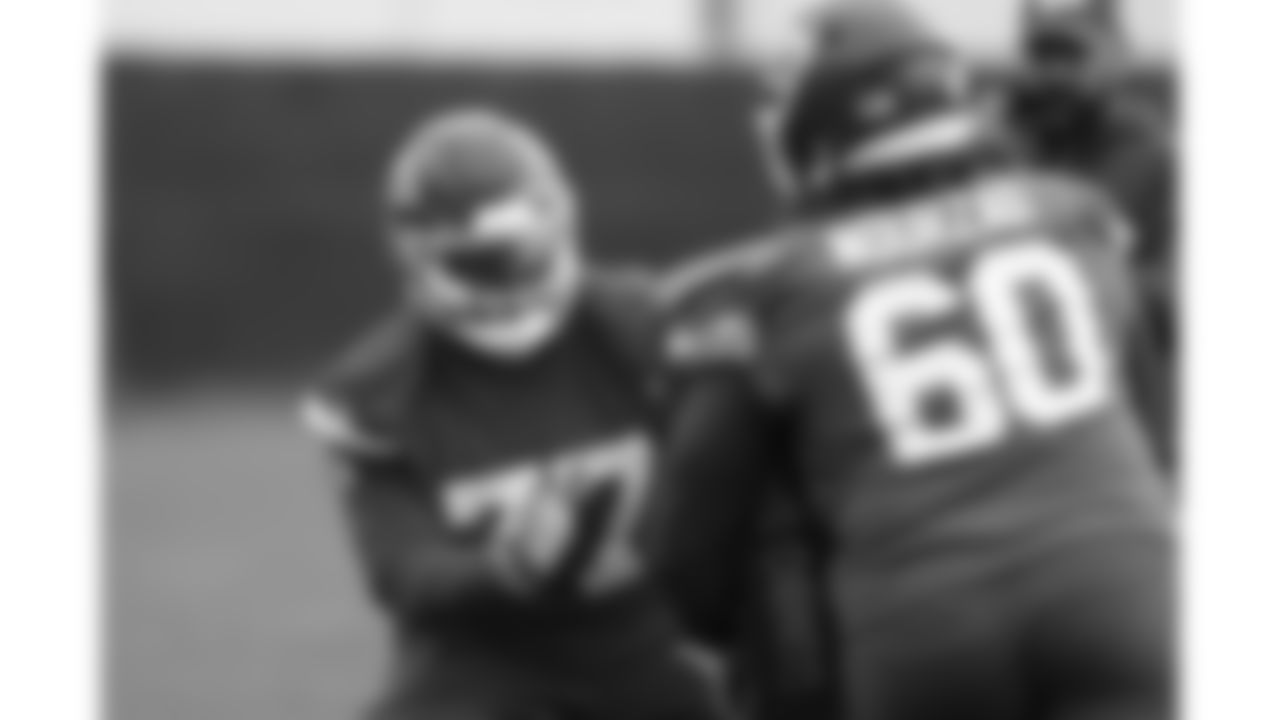 Kansas City Chiefs offensive lineman Jaylon Moore (77) practices during phase 3 of OTAs on Friday June 13, 2025 in Kansas City, MO.