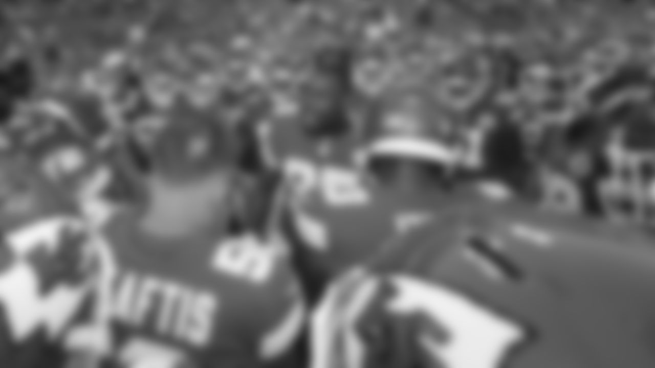 Kansas City Chiefs defensive tackle Chris Jones (95) in the huddle prior to a preseason week 3 NFL football game against the Chicago Bears, Friday, August 22, 2025 in Kansas City, MO.