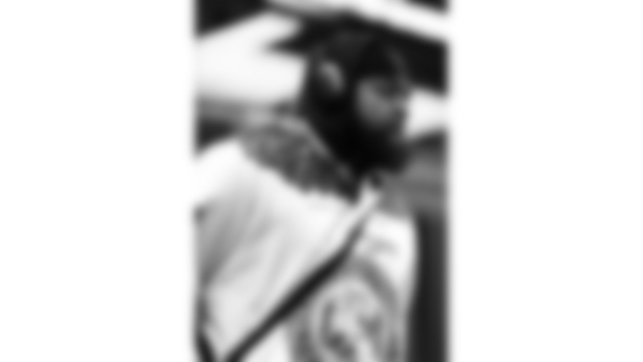 Kansas City Chiefs offensive lineman Esa Pole (79) arrives at Allegiant Stadium for a week 18 NFL football game against the Las Vegas Raiders, Sunday, January 4, 2026 in Las Vegas, NV.