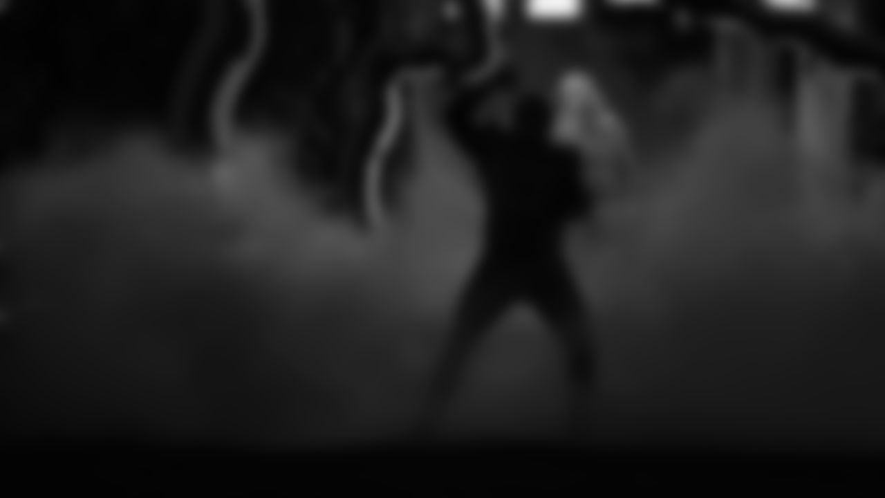 Kansas City Chiefs tackle Kingsley Suamataia (76) runs onto field prior to an NFL week 14 matchup against the Houston Texans, Sunday December 7, 2025.