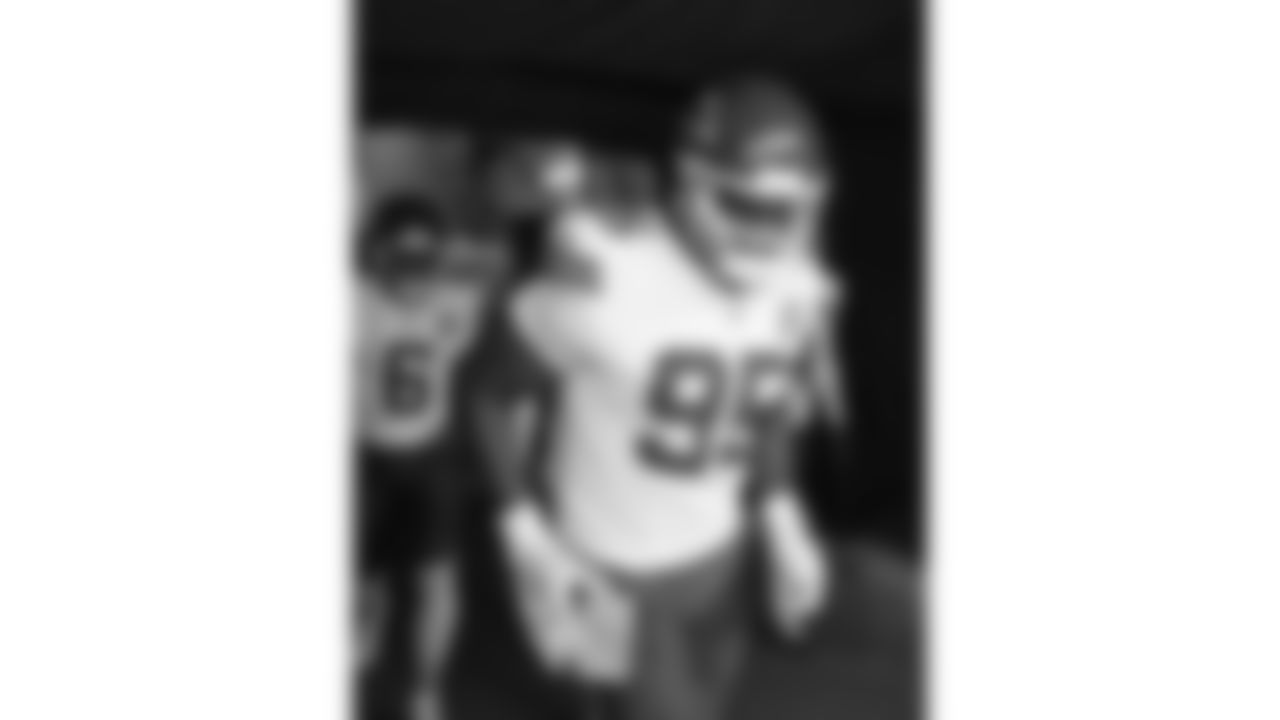 Kansas City Chiefs defensive tackle Chris Jones (95) runs out of the tunnel prior to a week 11 NFL Football game against the Denver Broncos on Sunday, November 16, 2025 in Denver, Colorado.