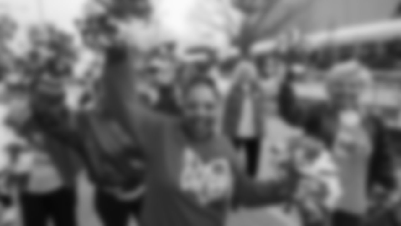 Kansas City Chiefs Alumni Cheerleaders in the pregame parade prior to a week 12 NFL Football game against the Indianapolis Colts on Sunday, November 23, 2025 in Kansas City, MO.