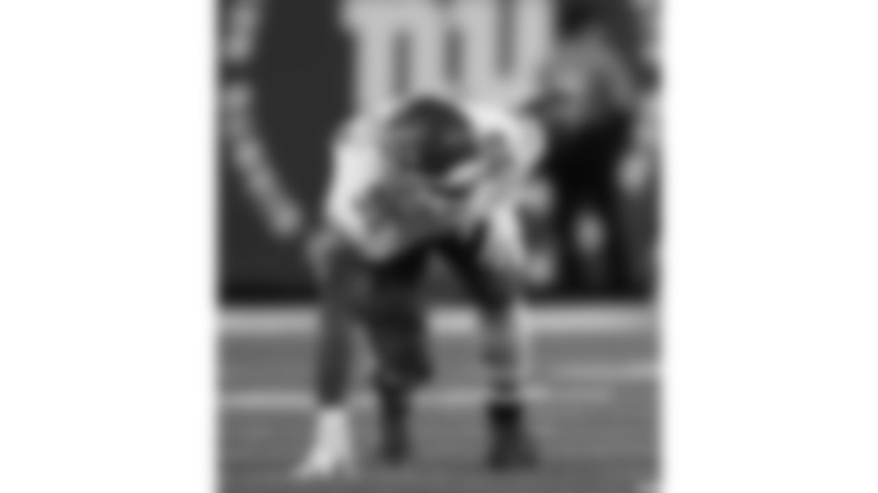 Kansas City Chiefs defensive tackle Chris Jones (95) in position during the week 3 NFL football game against the New York Giants, Sunday, September 21, 2025 in East Rutherford, NJ.