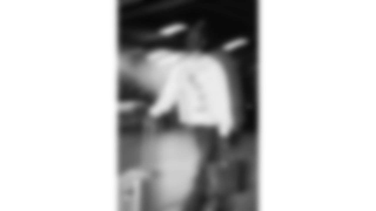 Kansas City Chiefs defensive back Chamarri Conner (27) arrives prior to a week 11 NFL Football game against the Denver Broncos on Sunday, November 16, 2025 in Denver, Colorado.