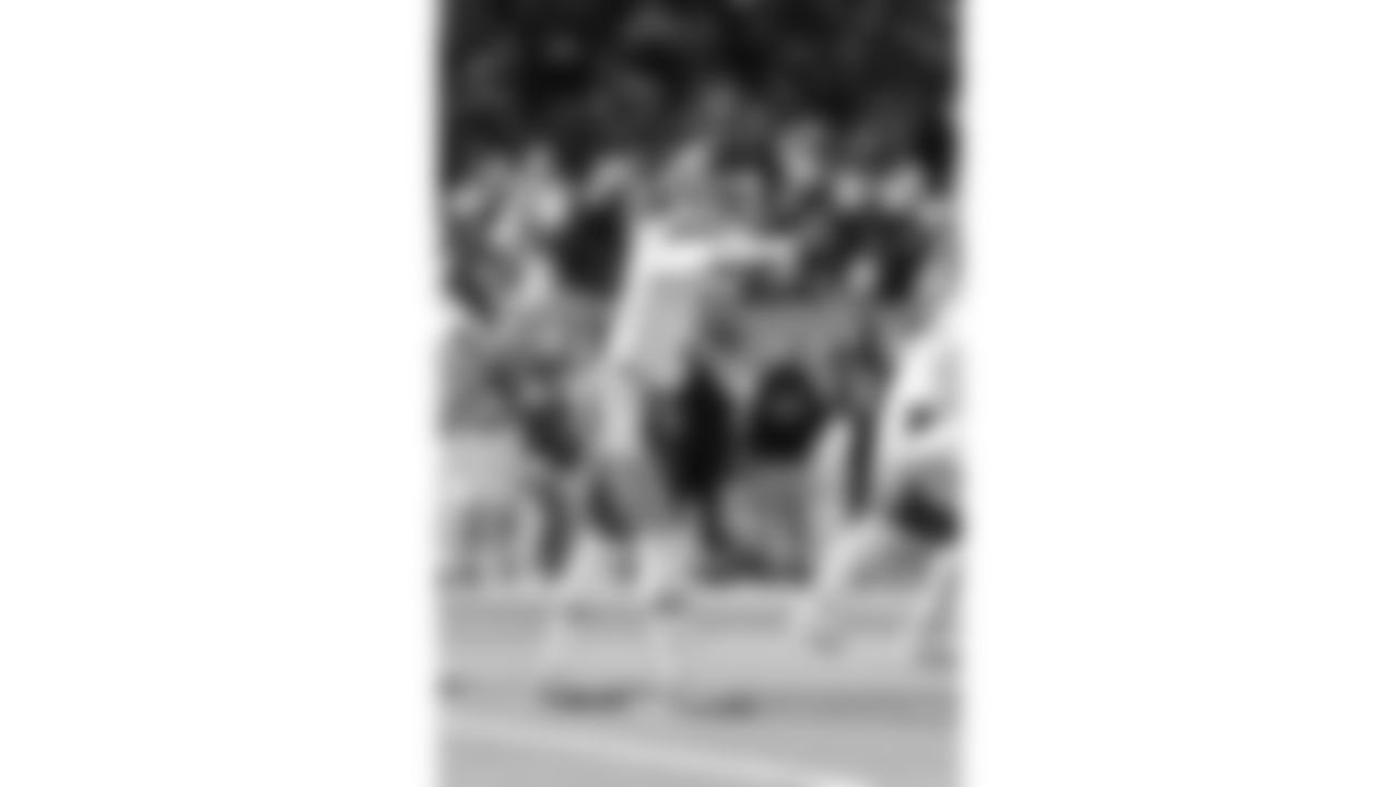 Kansas City Chiefs quarterback Chris Oladokun (19) signals to the offense during a week 16 NFL Football game against the Tennessee Titans on Sunday, December 21, 2025 in Nashville, Tennessee.