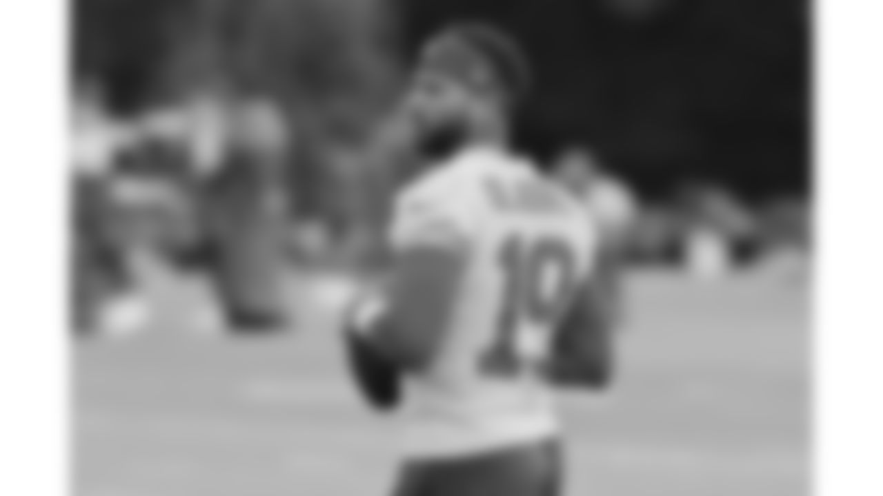 Kansas City Chiefs quarterback Chris Oladokun (19) warms up during day 11 of training camp practice on Sunday, August 3, 2025.