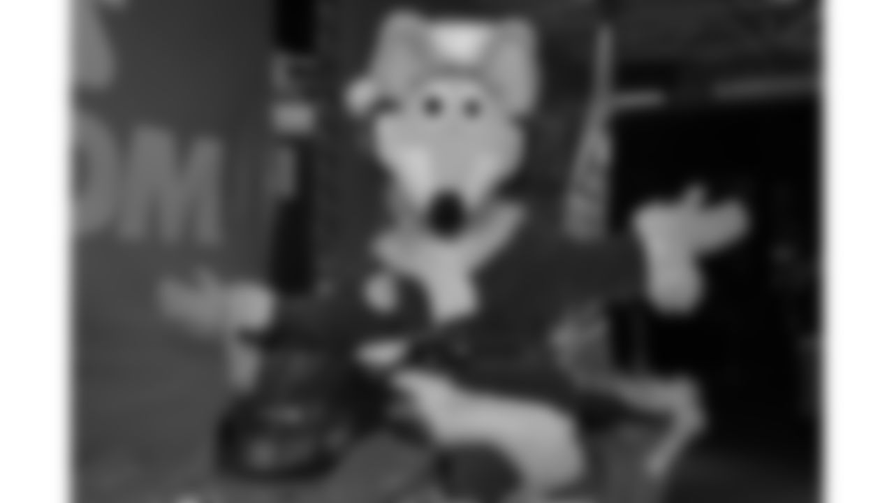 The Kansas City Chiefs Cheerleaders and Entertainment teams prior to a week 17 NFL Football game against the Denver Broncos on December 25, 2025 in Kansas City, MO.