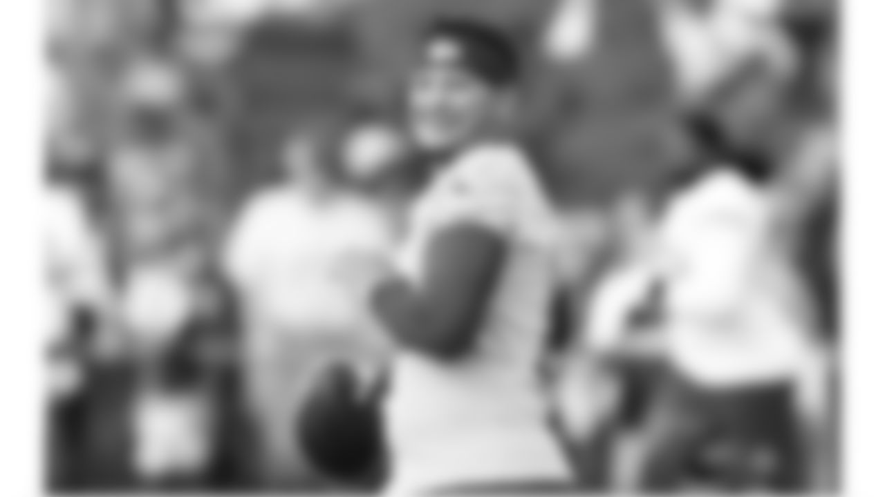 Kansas City Chiefs quarterback Patrick Mahomes (15) warms up during training camp on day 1 of practice, Tuesday July 22, 2025
