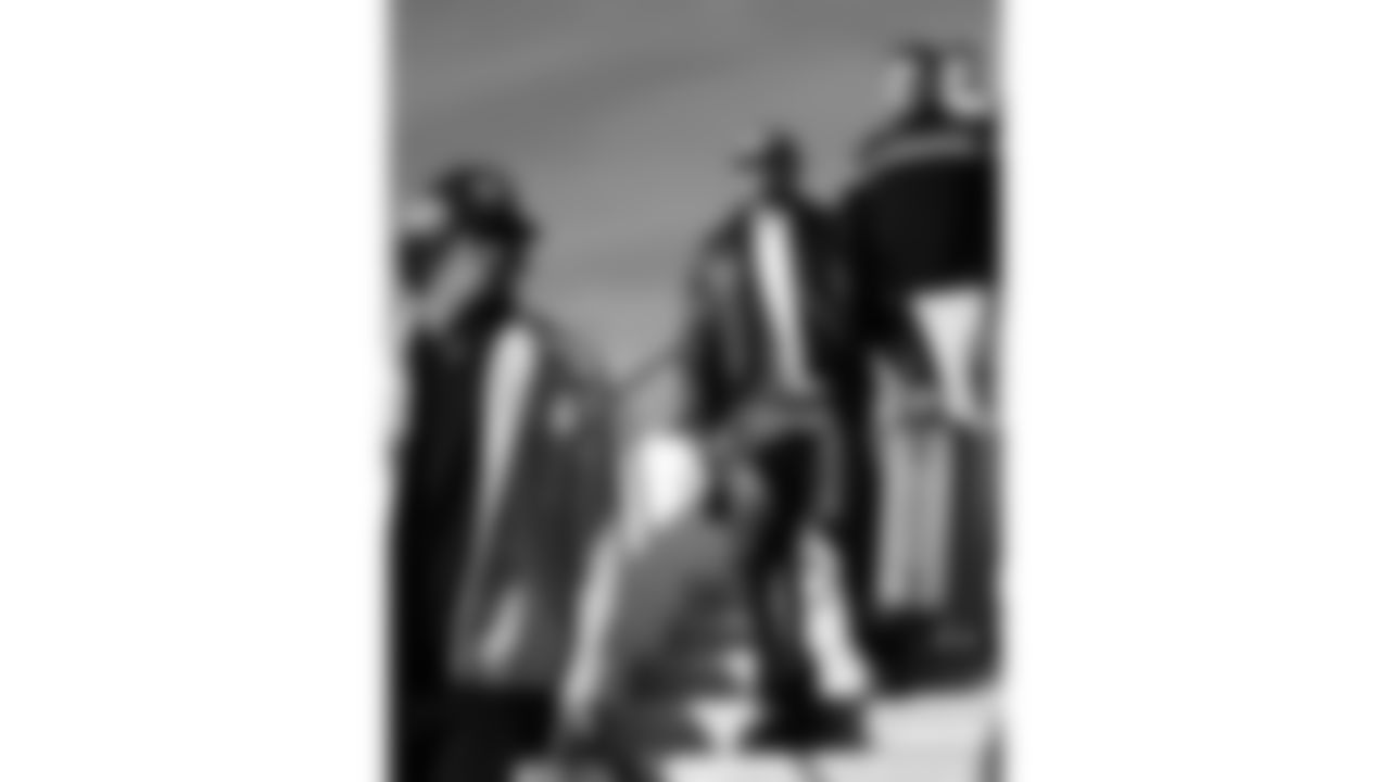 Kansas City Chiefs cornerback Trent McDuffie (22) travels for a week 11 matchup with the Denver Broncos Saturday November 15, 2025.