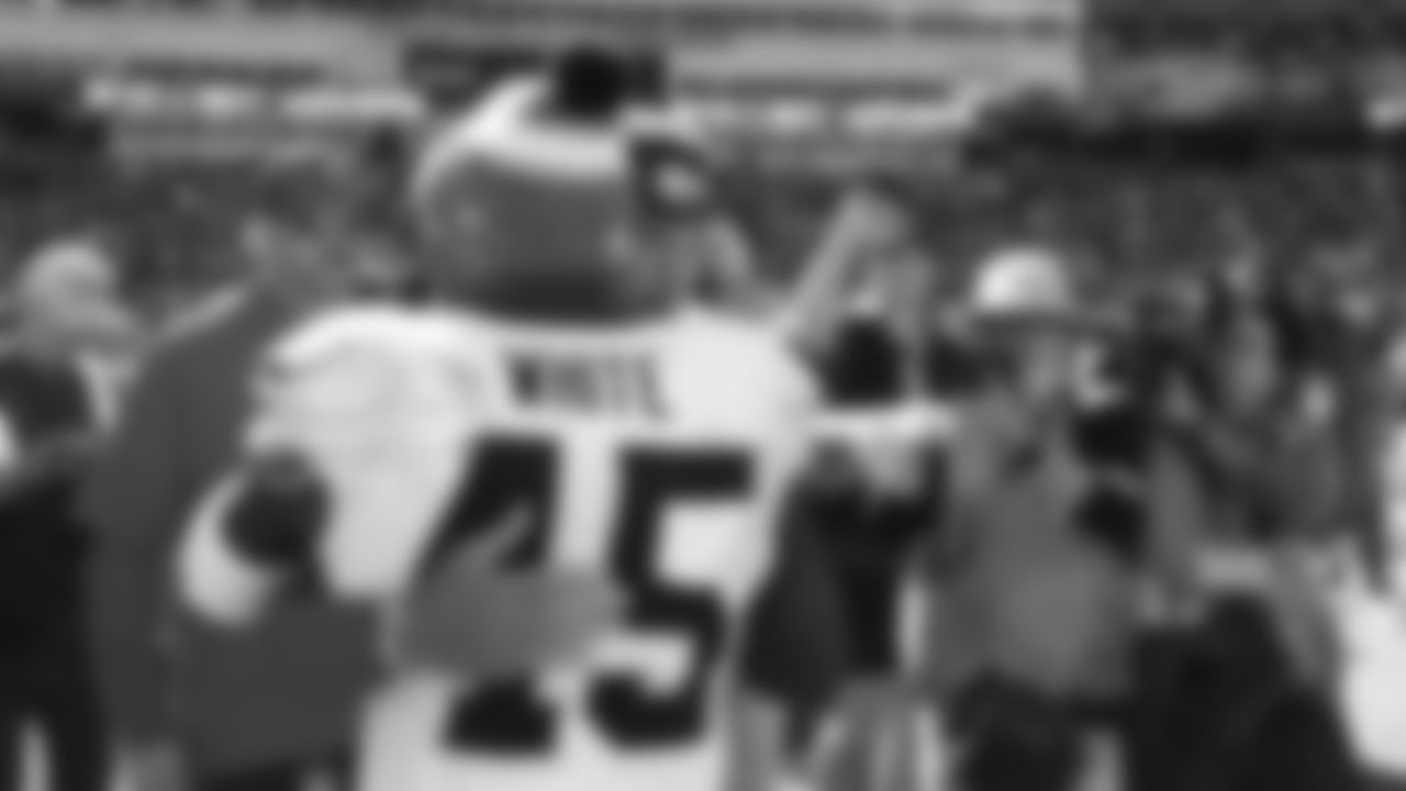 Kansas City Chiefs quarterback Patrick Mahomes (15) hugs Las Vegas Raiders linebacker Devin White (45) after a week 7 NFL Football game against the Las Vegas Raiders on Sunday, October 19, 2025 in Kansas City, MO.