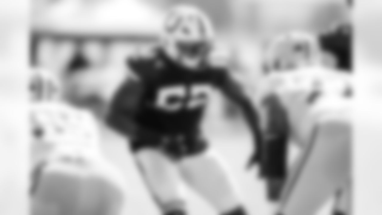 DE Samson Ebukam #52