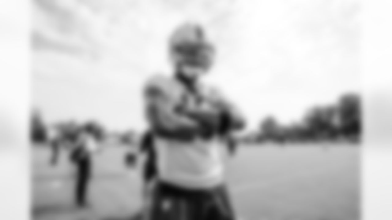 WR Adonai Mitchell #10