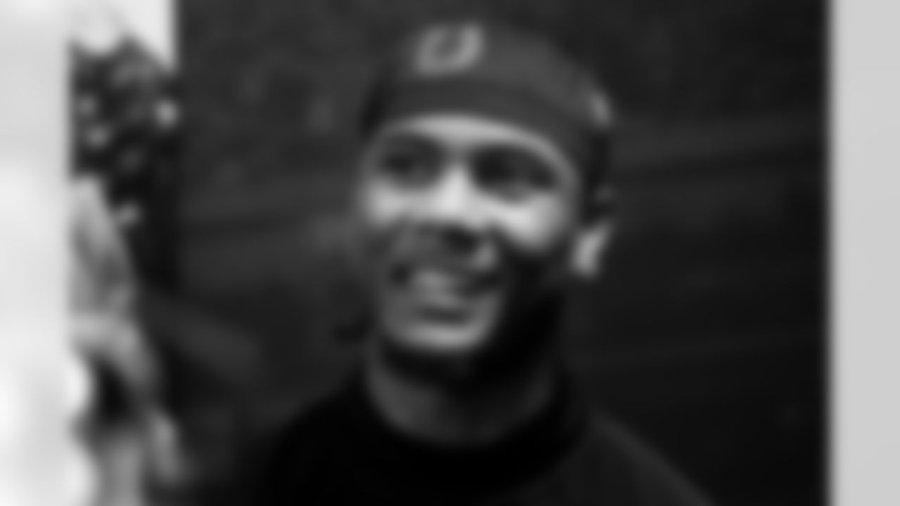 WR Adonai Mitchell #10