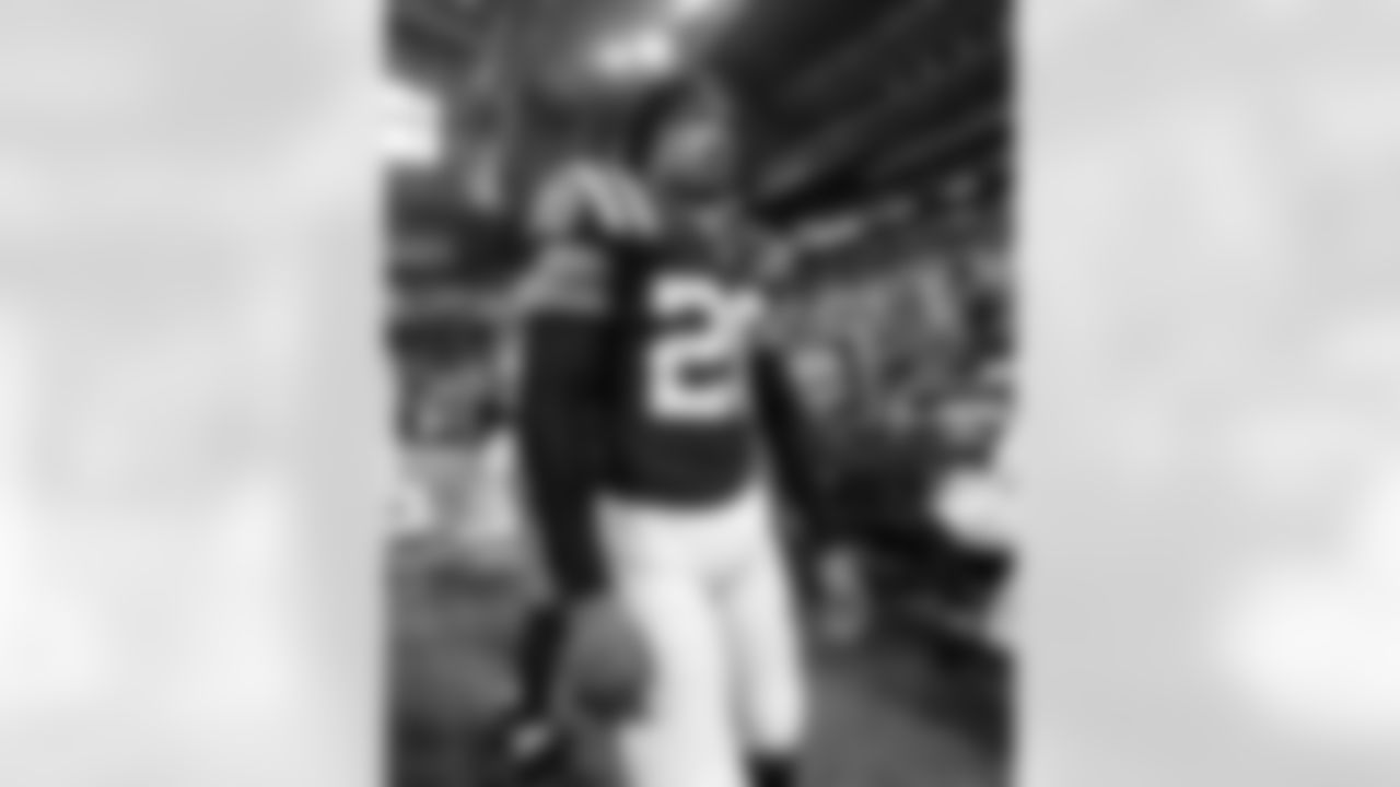 S Nick Cross #20