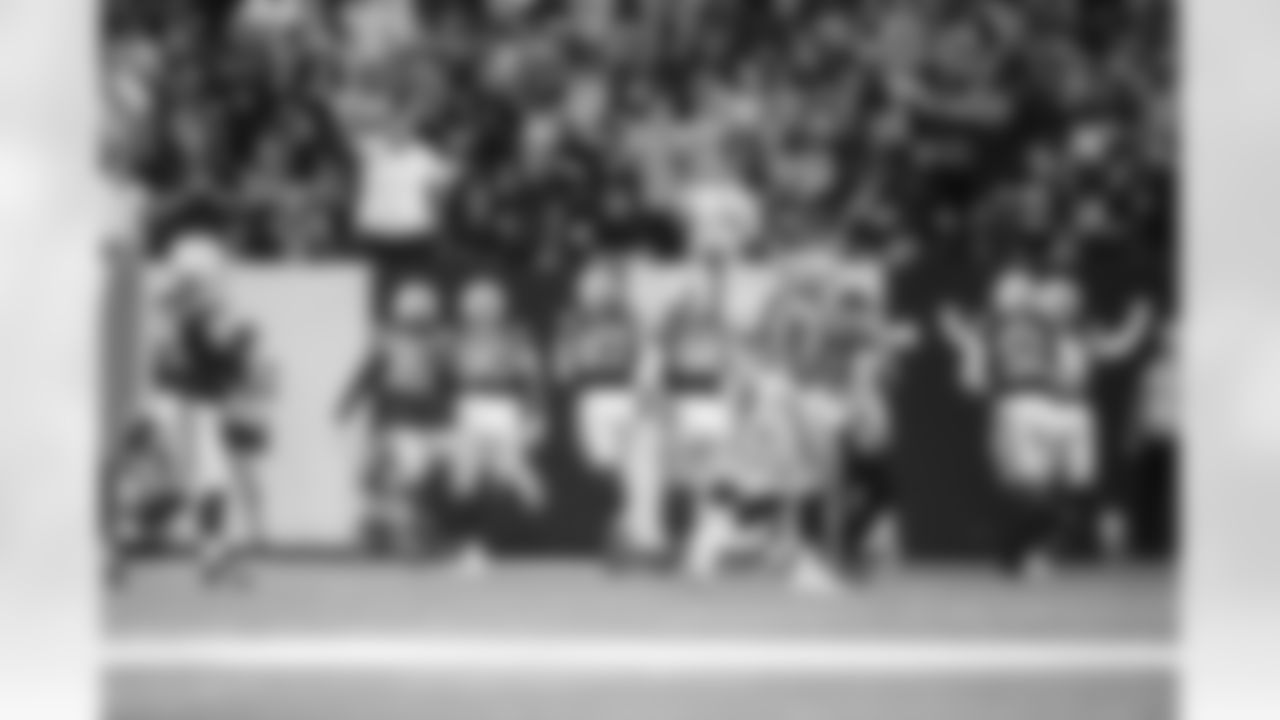 CB Johnathan Edwards #35, DT Grover Stewart #90, DE Laiatu Latu #97, DT DeForest Buckner #99 and DE Kwity Paye #51