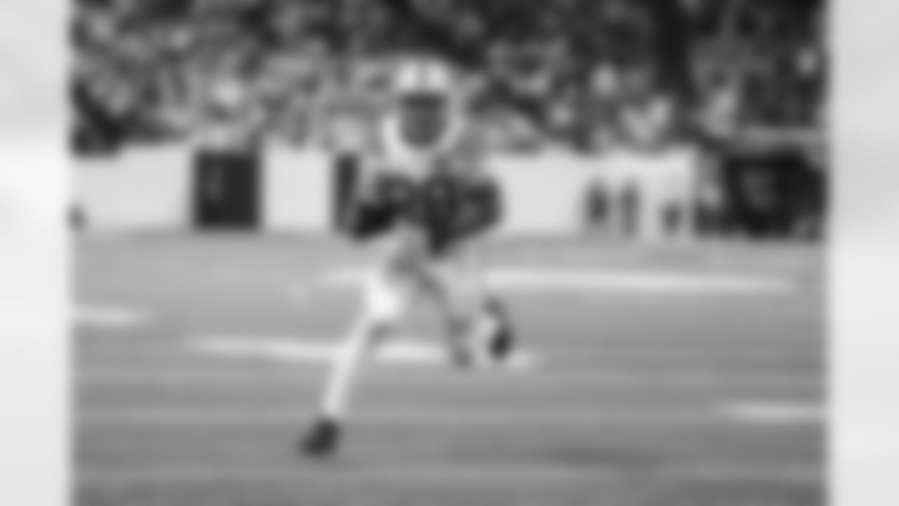 RB Jonathan Taylor #28