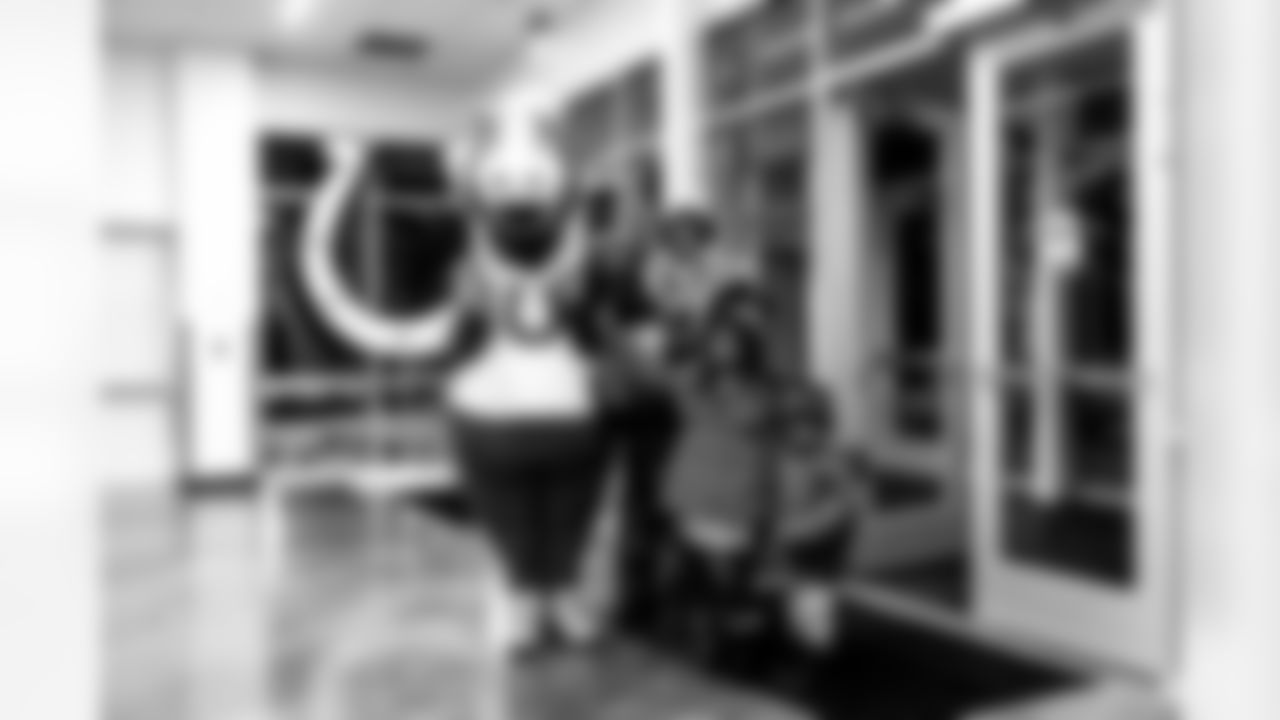 2025_1216_Books_for_Youth_29759