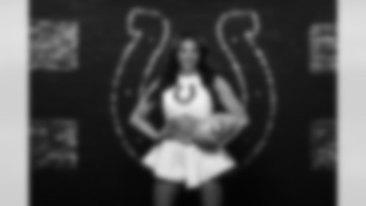 2025_0604_Victoria_V_7015 1