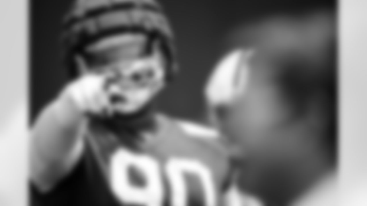 DT Grover Stewart #90