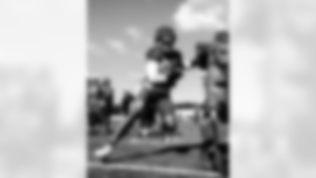 DT DeForest Buckner #99