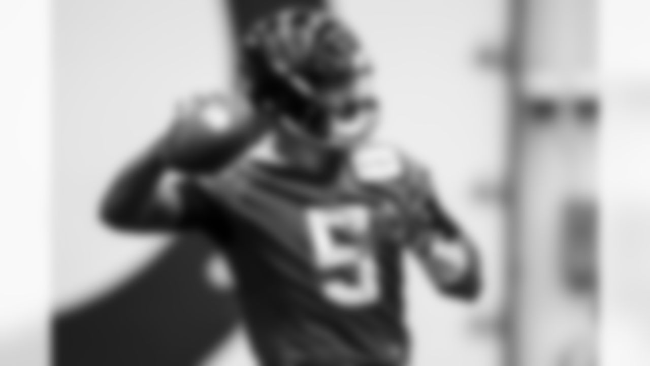 QB Anthony Richardson #5