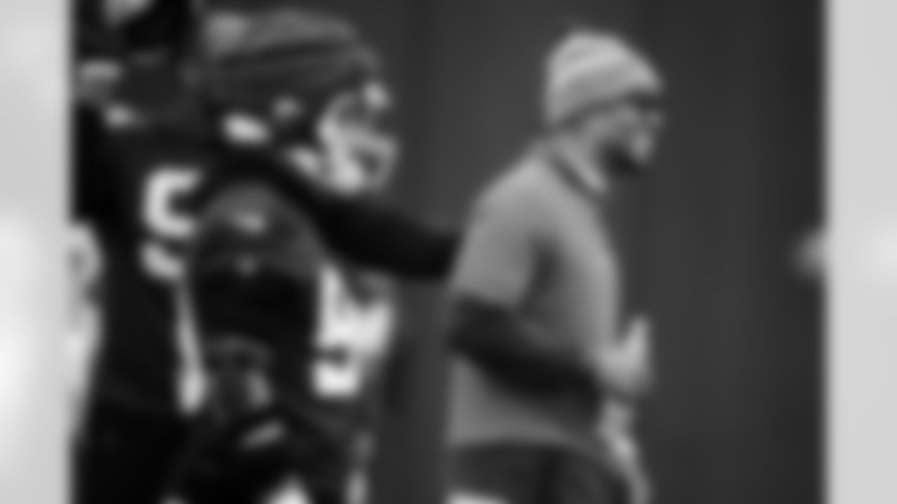 QB Anthony Richardson #5