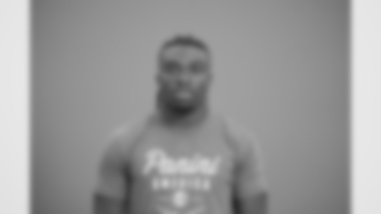 Virginia running back J'Mari Taylor (19) poses for a portrait at the NFL football scouting combine in Indianapolis, Wednesday, Feb. 25, 2026 (AJ Mast/AP Content Services for the NFL)